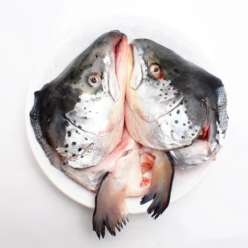崇鲜 挪威新鲜三文鱼鱼头300-400g/个*4件